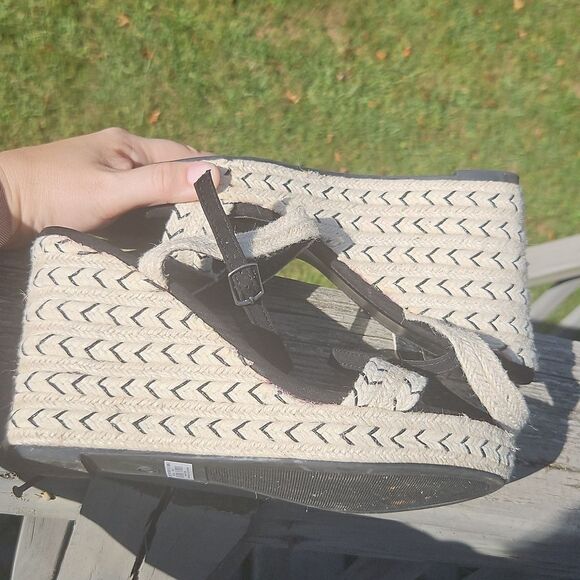 Torrid Natural Jute Platform Wedge Sandals (WW) – Size 10 - Picture 7 of 8